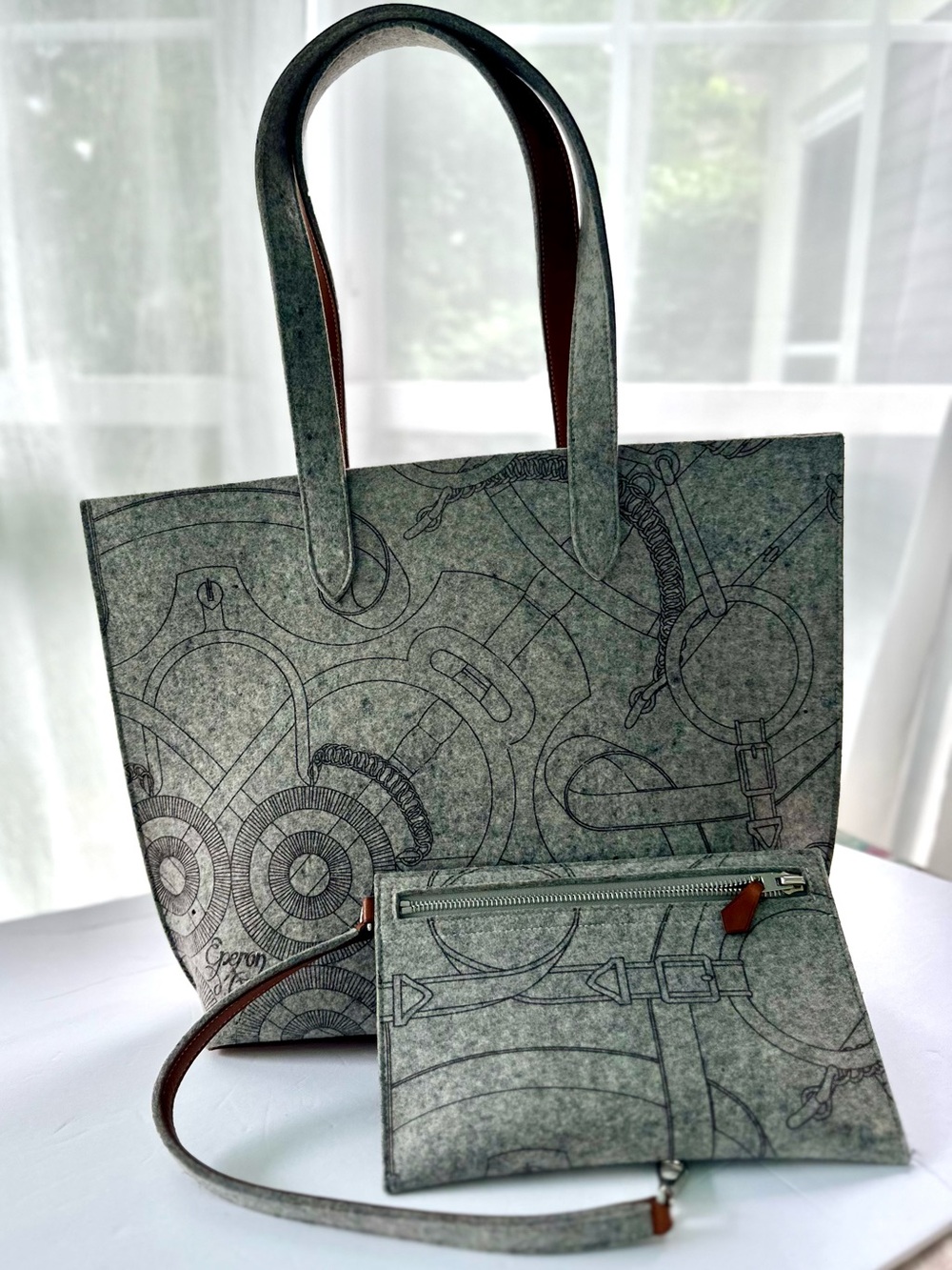 💙Hermes Eperon D’OR gray felt and leather shoulder strap tote with Pouch & strap